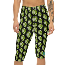 Load image into Gallery viewer, Women’s Capri Leggings (Philodendron White Knight)
